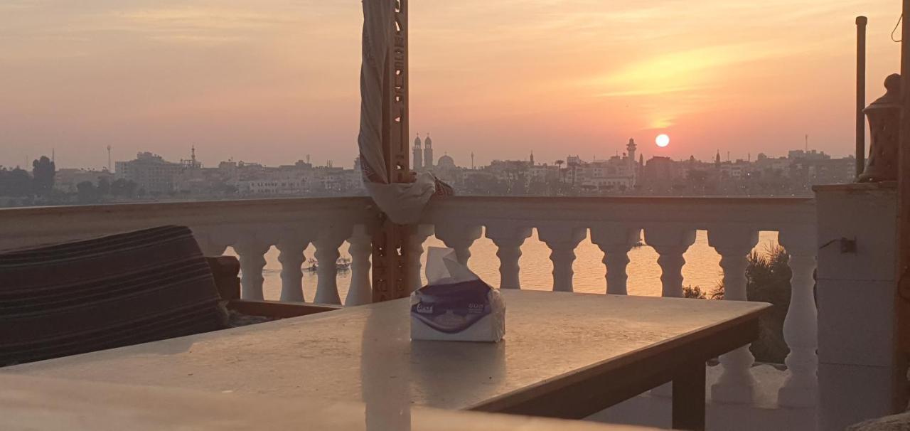 Nile Sunrise Flats Apartment Luxor Bagian luar foto