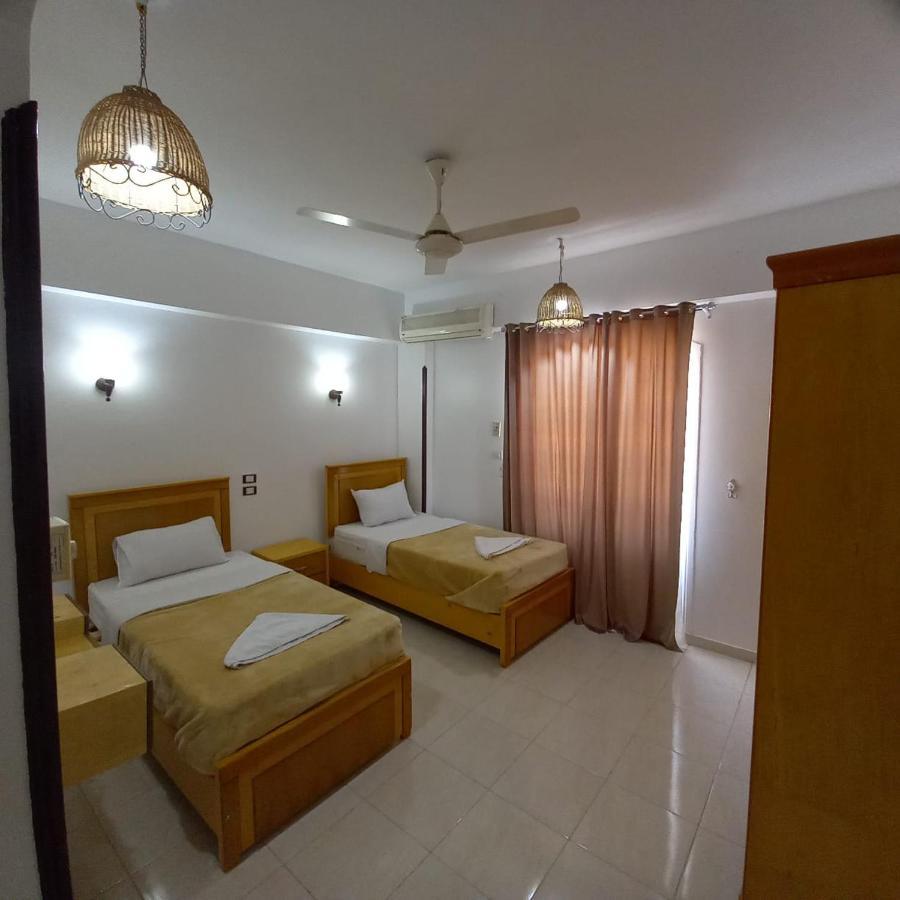 Nile Sunrise Flats Apartment Luxor Bagian luar foto
