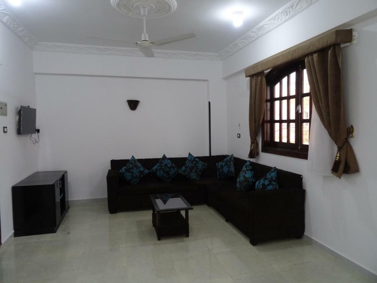 Nile Sunrise Flats Apartment Luxor Bagian luar foto
